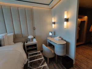 Signature Suite 6020