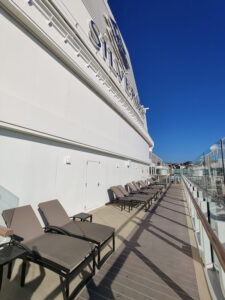 Deck 10 seitlich