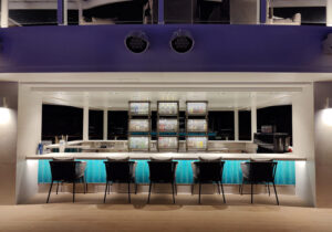 Pool Bar