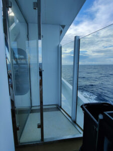 Dusche am Pooldeck