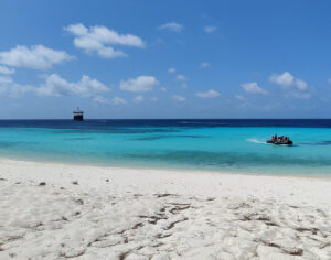 SH Diana vor Assumption Island