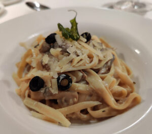 Tagliatelle Mushroom Alfredo