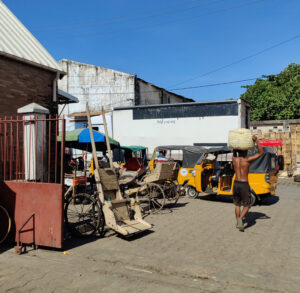 Bazary Marolaka