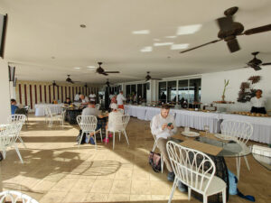 Snack im Baobab Hotel