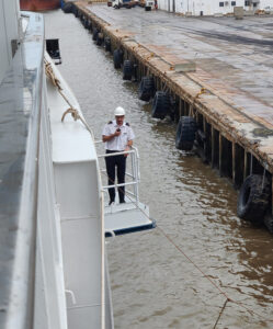Anlegen in Maputo