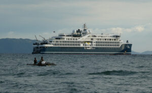 SH Diana vor Nosy Be