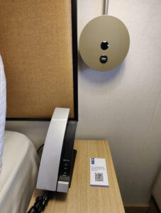 USB-A, Telefon, 2 Ablagen rechts