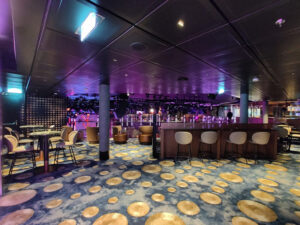Music Hall Deck 4