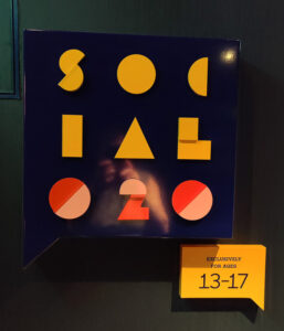 Social020