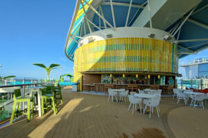Lime & Coconut Frozen Bar Deck 16