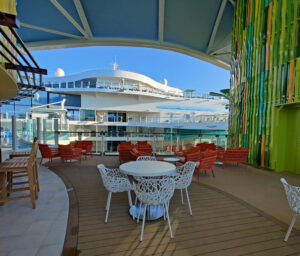 Lime & Coconut Frozen Bar Deck 16