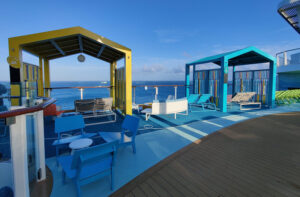 Chill Island Deck 16