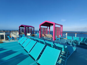 Chill Island Deck 16