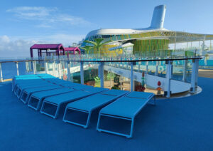Chill Island Deck 16