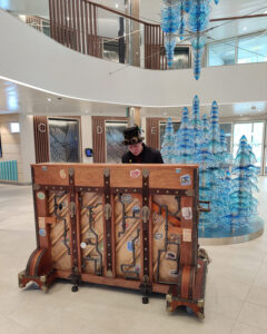 Stowaway Piano Player