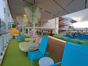 Royal Bay Pool