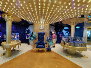 The Royal Bling