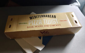 Pizza-Twist mit Pesto und Huhn