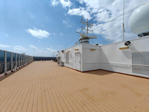 Sonnendeck Deck 12 vorne