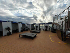 The Retreat Sonnendeck