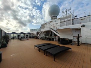 The Retreat Sonnendeck