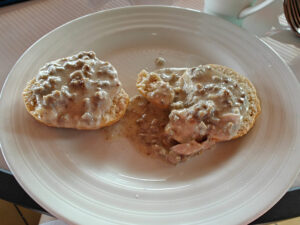 Biscuit und Gravy