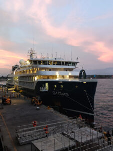 SH Diana in Puntarenas