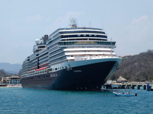 Eurodam in Huatulco