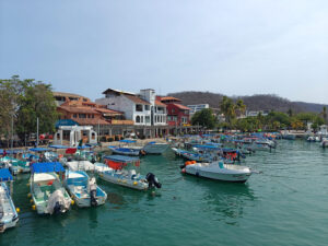 Hafen von Huatulco