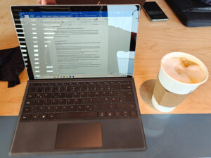 Ein Cappuccino zum Arbeiten