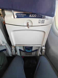 selbst für mich etwas eng in der A320