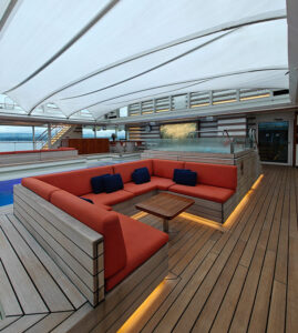 Pooldeck