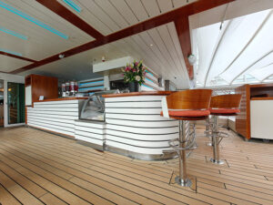 Pool Bar