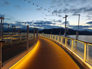 Sonnendeck Deck 9 vorne
