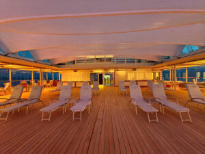 Pooldeck