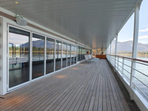überdachtes Sonnendeck