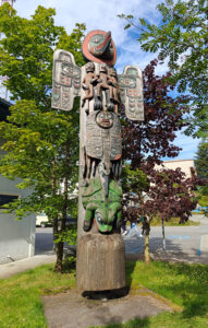 Sun Raven Totem Pole