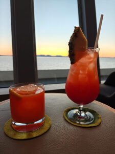 Hemingway und Singapore Sling