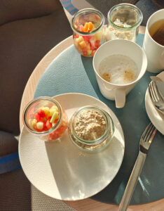kleines Frühstück in der Observation Lounge