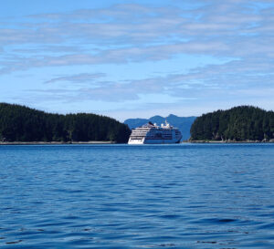 Hanseatic spirit vor Elfin Cove