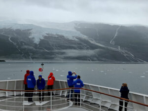 Wasserfälle beim Guyot Glacier