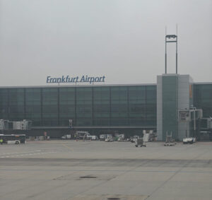Warten in Frankfurt