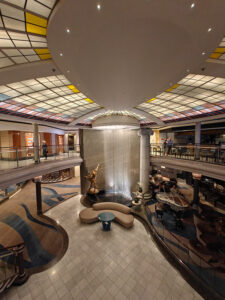 Crystal Plaza