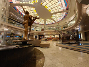 Crystal Plaza