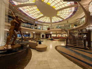 Crystal Plaza
