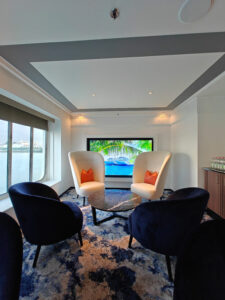The Lounge