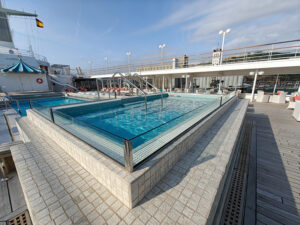 Pooldeck