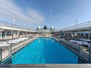Pooldeck