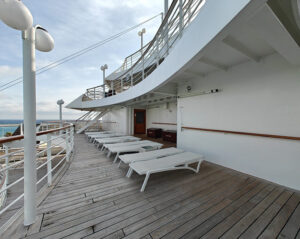 Deck 9