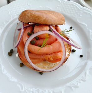 Bagel mit Lachs